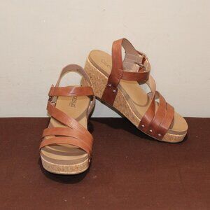 NICE LADIES CORKYS WEDGES - 11